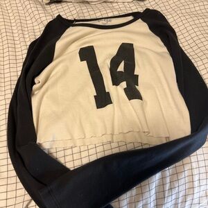 brandy melville 14 long sleeve tee